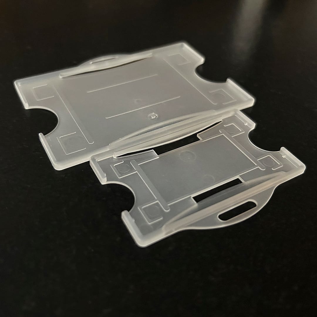 TAVON injection : porte carte injection plasturgie