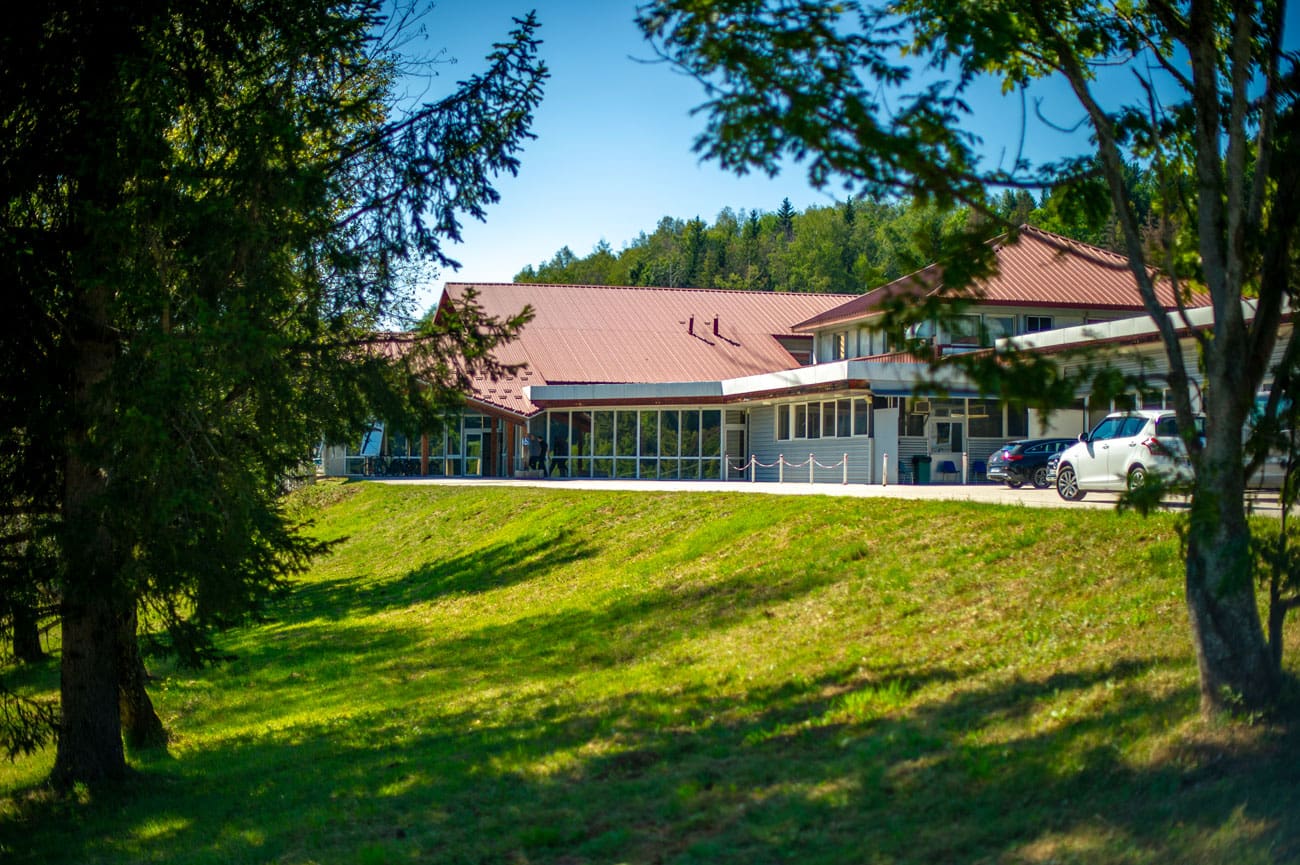 TAVON Injection, filiale franco-suisse du groupe pluridisciplinaire TAVON, est spécialisée dans les procédés d’injection plastique de haute précision.